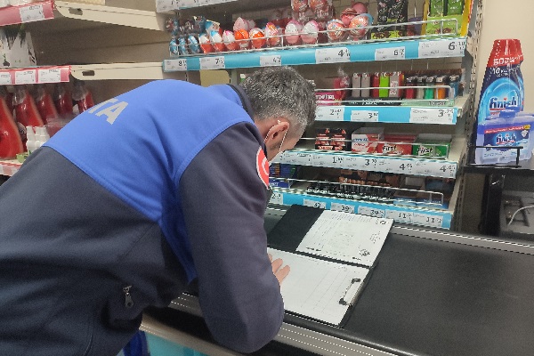 Marketlerde stok ve fahiş fiyat denetimi