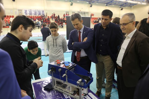 Robot Olimpiyatları GTÜ’de başladı