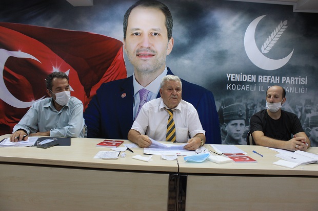 Aras’tan siyasete bombalar!