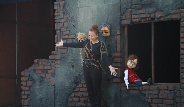 Tır Tiyatrosu projesi “örnek proje” olarak seçildi.