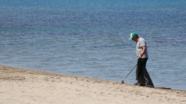 Plajlar bakımdan geçiyor