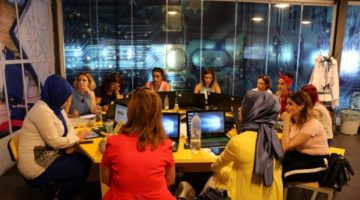 Mucit Dünyası’nda öğretmen eğitimleri başladı