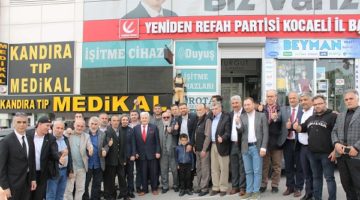 Yeniden Refah bayramlaşmasında renkli görüntüler