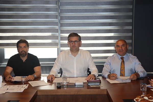 CHP Kocaeli,miting için 12 ilçeden araç kaldıracak