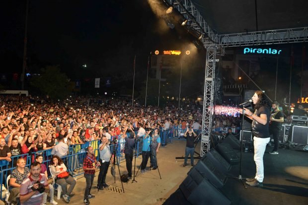 Murat Kekilli konserine yoğun ilgi