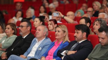 İzmit Belediyesi Türk Sanat Müziği Korosundan muhteşem konser