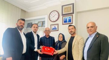 İzmit Belediyesi şehit ailelerini yalnız bırakmıyor