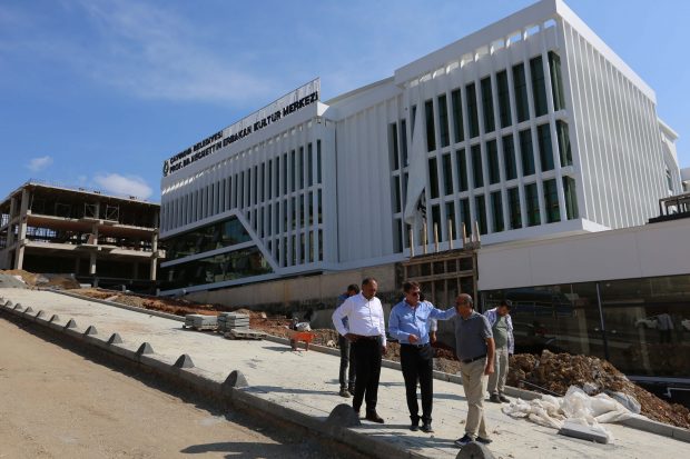 2 Dev Tesis Hizmete Giriyor