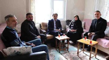 Taziye ekipleri kapı kapı geziyor;