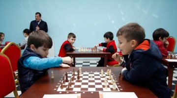 Büyükşehir’den okullara satranç sınıfı
