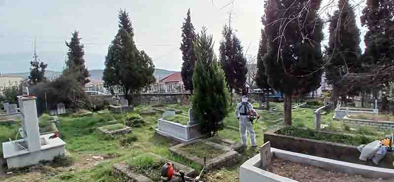 MEZARLIKLARDA BAYRAM TEMİZLİĞİ