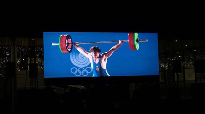 Milli İrade Meydanı’nda sinema keyfi bir başka güzel
