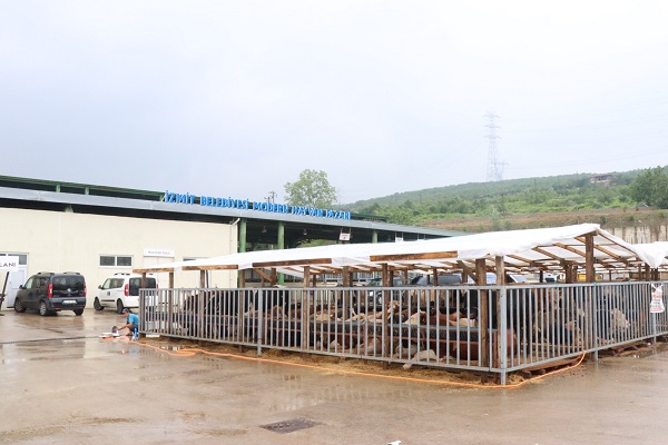 İzmitli vatandaşları bekliyor