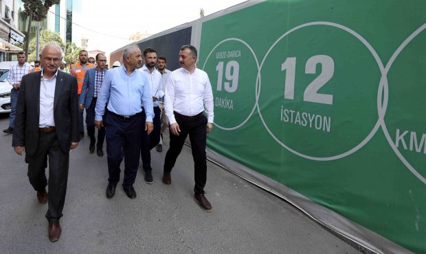 Büyükakın, ‘’Metro inşaatı devam ediyor’’