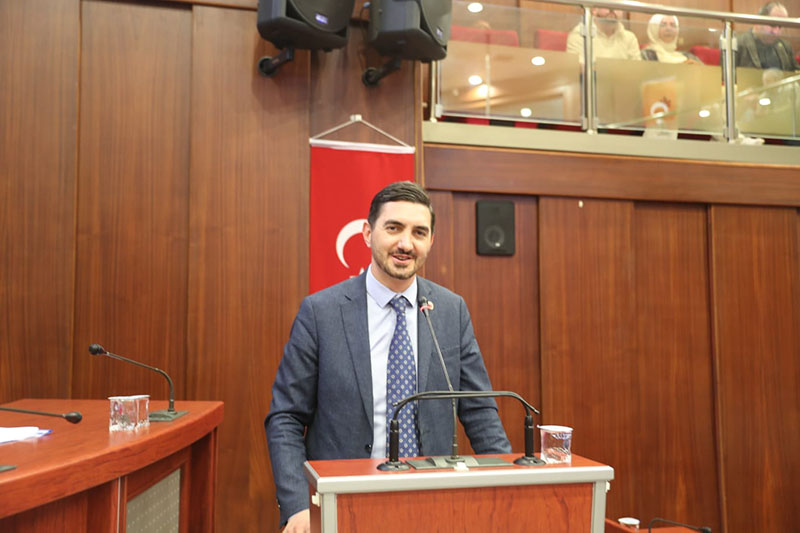 Nazım Gençtürk’ten MHP’li Okan Karagöz’e; Abileri kızmasın diye kapatmış kamerayı!