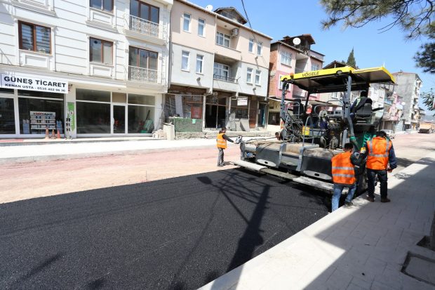 Turan Güneş’te 2. etap yol çalışması başladı