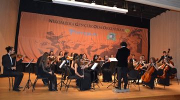 Kocaeli Nikomedia Gençlik Orkestrası Büyüledi