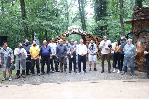 Ormanya’nın Derinliklerinde