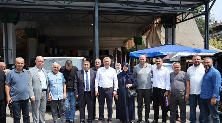 Perşembe Pazarı’nda Büyükakın’a yoğun ilgi