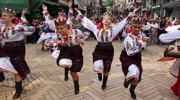 Pişmaniye Festivali 2’nci gününde tüm hızıyla devam ediyor