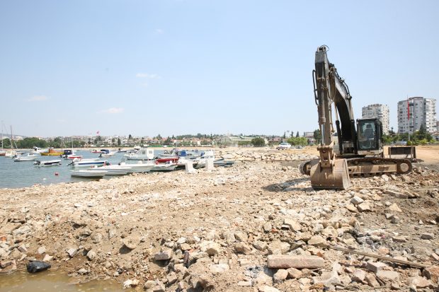 Darıca Balyanoz koyunda çalışmalar devam ediyor