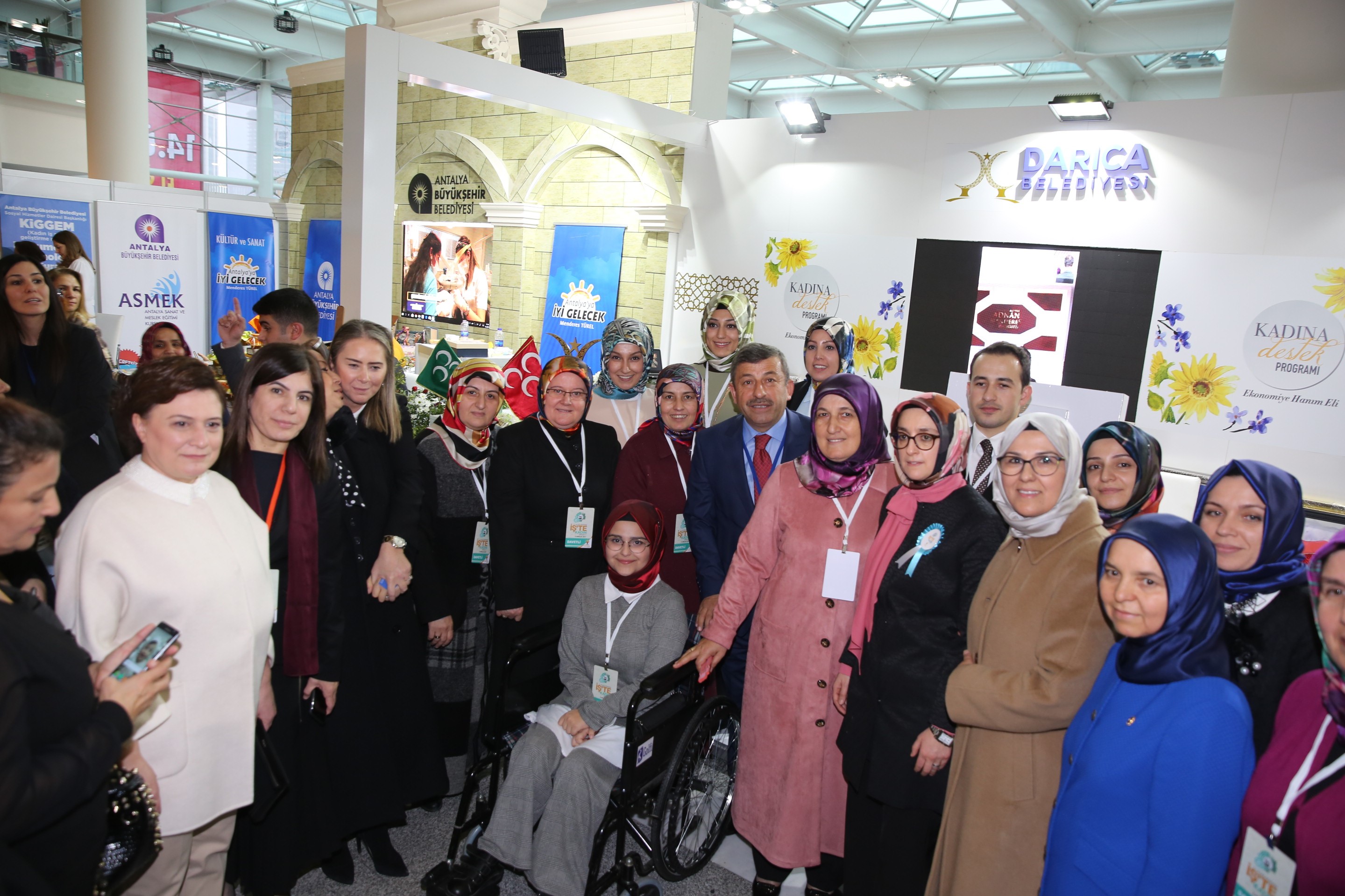 Darıca İş, “2. Uluslararası İş’te Kadın Zirvesi” ne Katıldı.