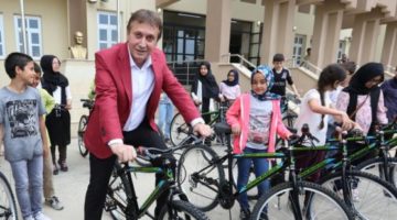 Çayırova Belediyesi 4 Bin 760 Öğrenciye Bisiklet Dağıtacak