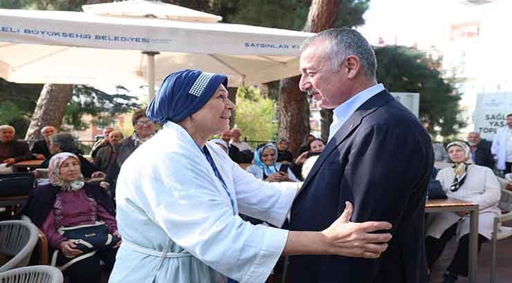 Saygınlar Kulübü’ne Büyükakın sürprizi