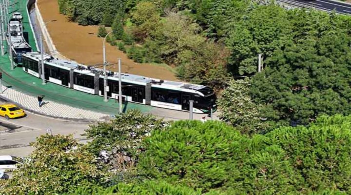 Test sürüşünü Başkan Büyükakın gerçekleştirdi;