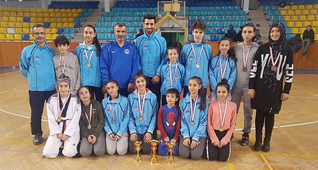 Tekvandocular Kırıkkale’de madalya bırakmadı