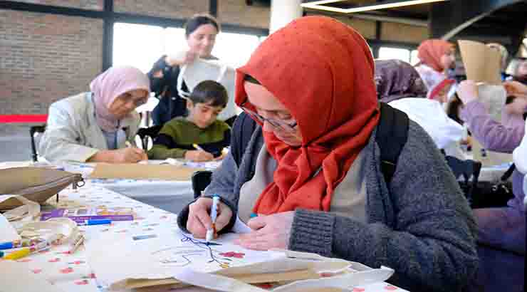 Kocaelili kadınlar şiddete karşı tek yürek oldu;