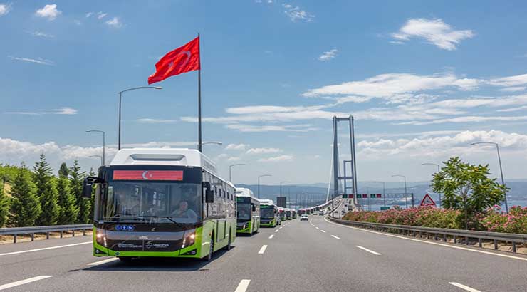 Metro ve tramvay ağı genişliyor, ulaşım filosu büyüyor;