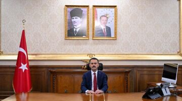 Valimiz Sayın İlhami Aktaş’ın 23 Nisan Ulusal Egemenlik ve Çocuk Bayramı Kutlama Mesajı