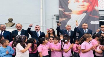 MHP Dilovası İlçe Başkanı Yusuf TURHAN ve İlçe Protokolü, 2025-2026 Eğitim-Öğretim Yılı Açılış Programına Katıldı