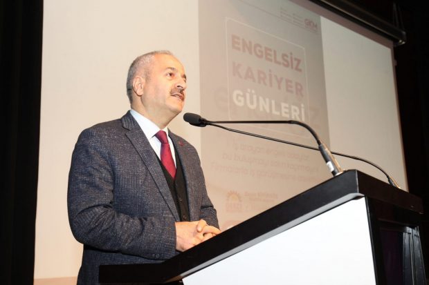 “Engelsiz Kariyer Günleri” programına katıldı