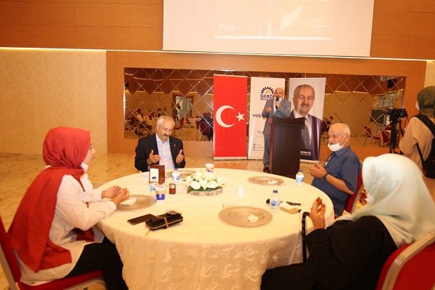 Gebze’de şehit babaları unutulmadı