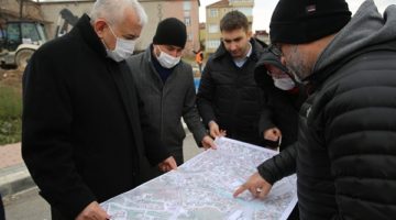 Gebze ve Darıca’da kent trafiğini rahatlatan projeleri inceledi