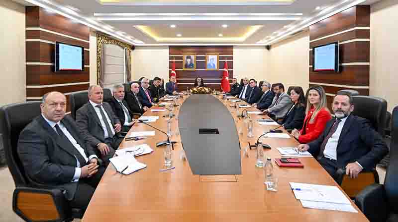 İl İnsan Ticaretiyle Mücadele Koordinasyon Komisyon Toplantısı Vali İlhami Aktaş Başkanlığında Yapıldı