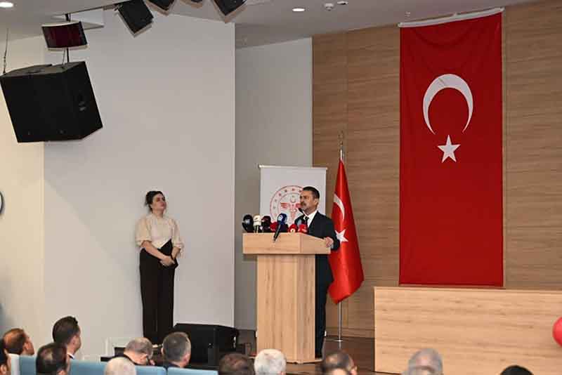 Kocaeli Şehir Hastanesinin 2. Yıl Kutlama Programı Vali İlhami Aktaş’ın Katılımlarıyla Gerçekleşti