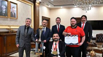 Vali İlhami Aktaş, Şampiyon Kocaeli Engelliler Basketbol Spor Kulübünü Kabul Etti