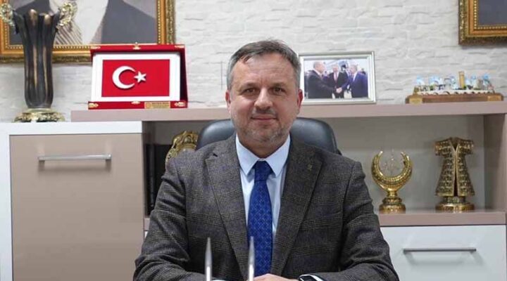 Dokuzlar: “Rapor diye kek verdin, Büyükşehir’den hesap sormaya kalkıyorsun”