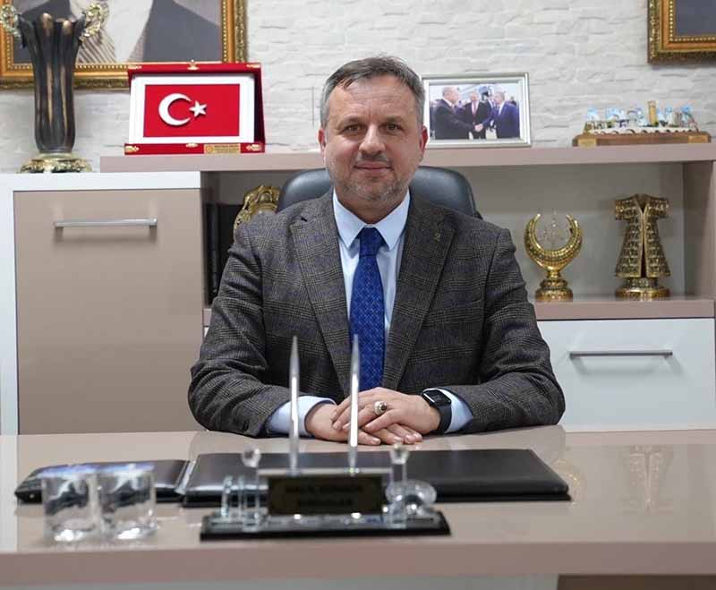 Dokuzlar: “Rapor diye kek verdin, Büyükşehir’den hesap sormaya kalkıyorsun”
