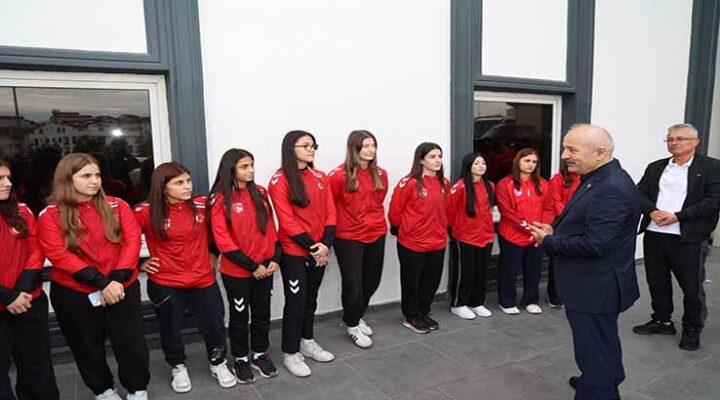 Gebzeli Güreşçiler Milli Takım Kampında