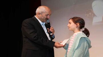 Gebze Belediyesi’nden Ara Tatil Etkinliği: “Harika Kanatlar Dünya Turu” Çocuklarla Buluştu