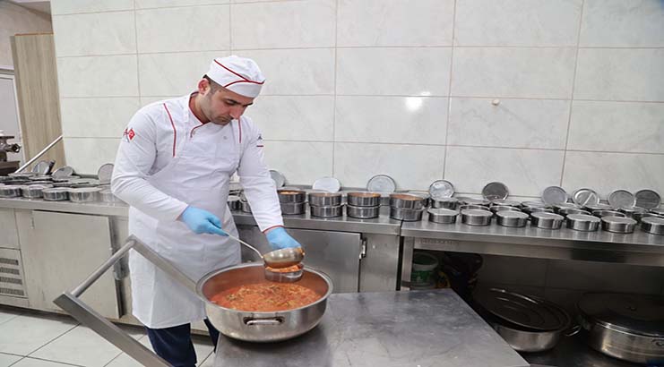 Gebze Belediyesi Aşevi’nden Aylık 7 Bin 800 Öğün Sıcak Yemek