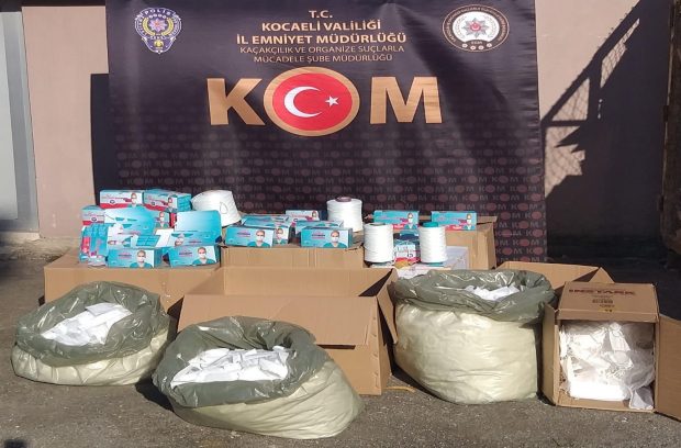 30.868 adet izinsiz maskeye el konuldu