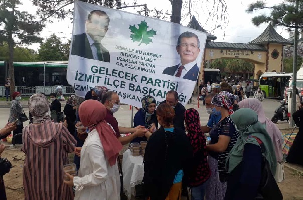 Gelecek İzmit’ten Aşure Etkinliği