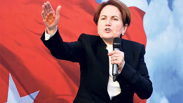 Akşener Yeni Parti İçin O İsimden Vazgeçti!