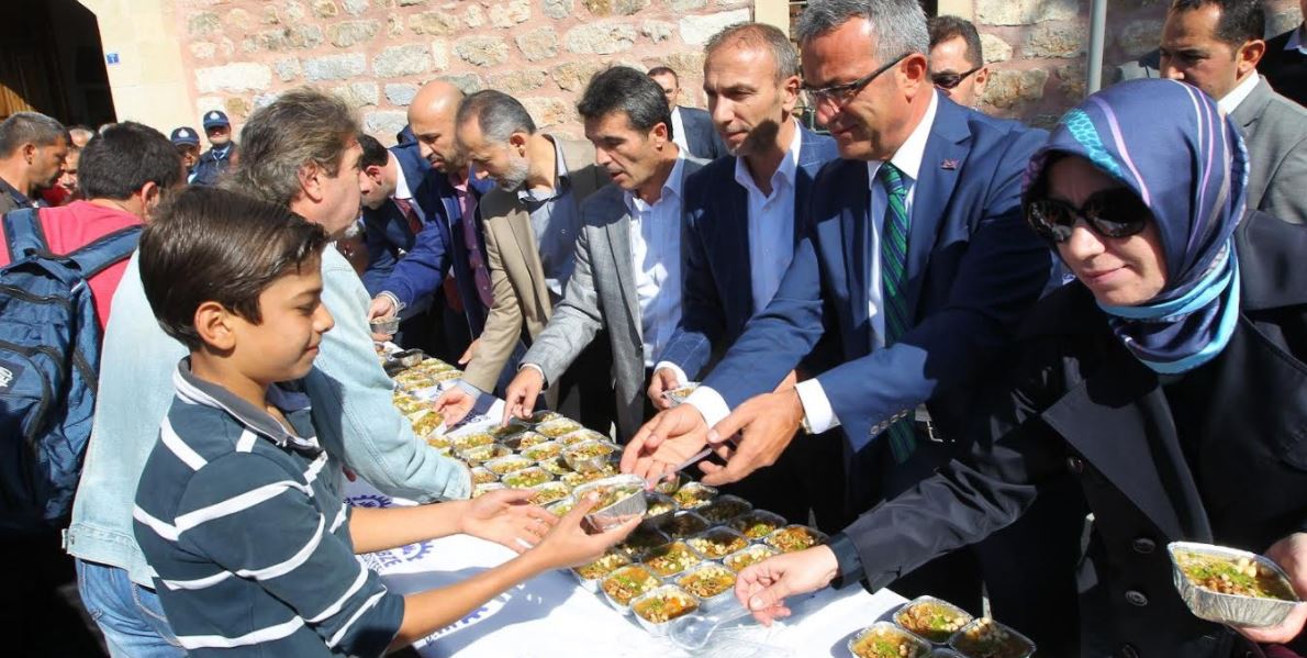 Gebzeliler aşure ikramında buluşacak