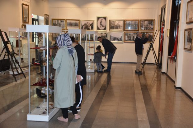 Atatürk Müzesine Ziyaretçi Akını